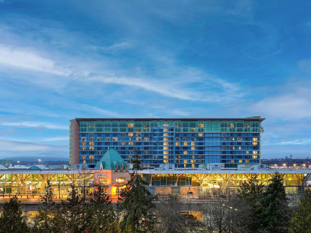 Fairmont Vancouver Airport Hotel