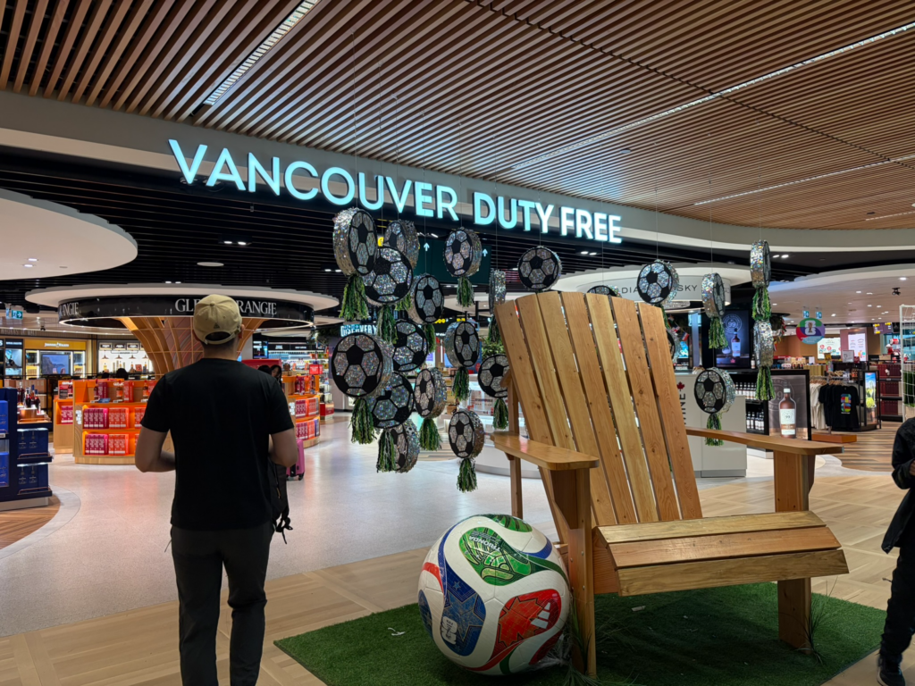 YVR免税店