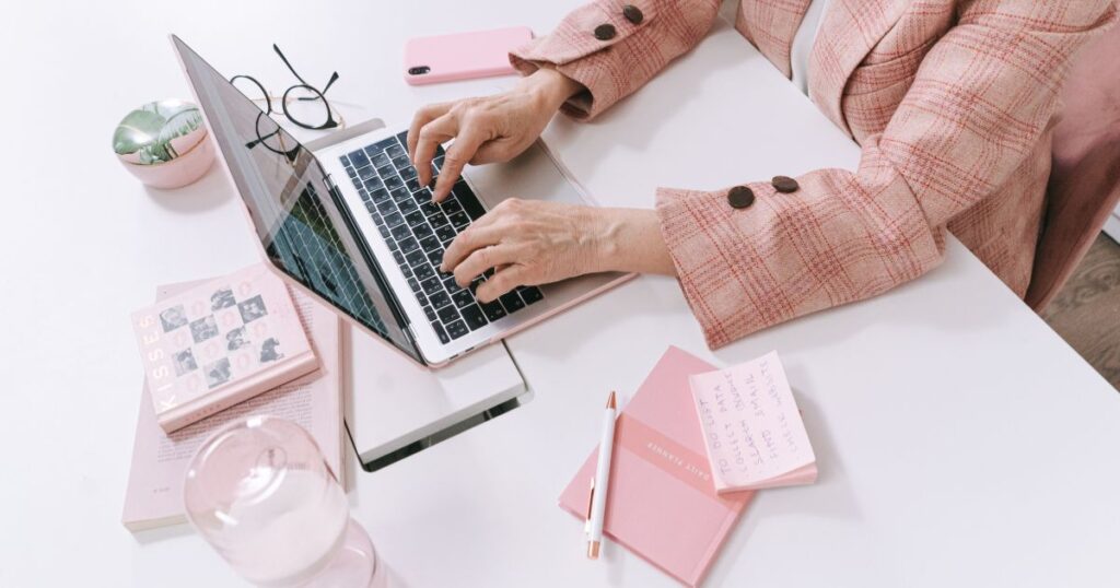 留学ブログ開設の手順【STEP 1：ブログサービスを選ぶ】