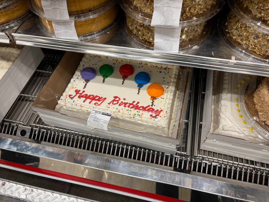 誕生日ケーキ（24.99ドル）