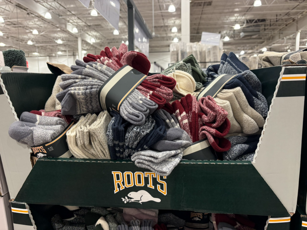 ROOTSレディース靴下6足セット（18.99ドル）