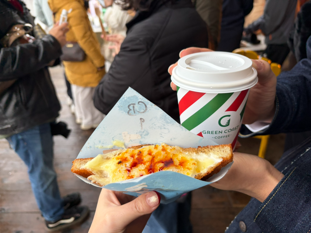 国際恋愛のデート代は奢り?割り勘?