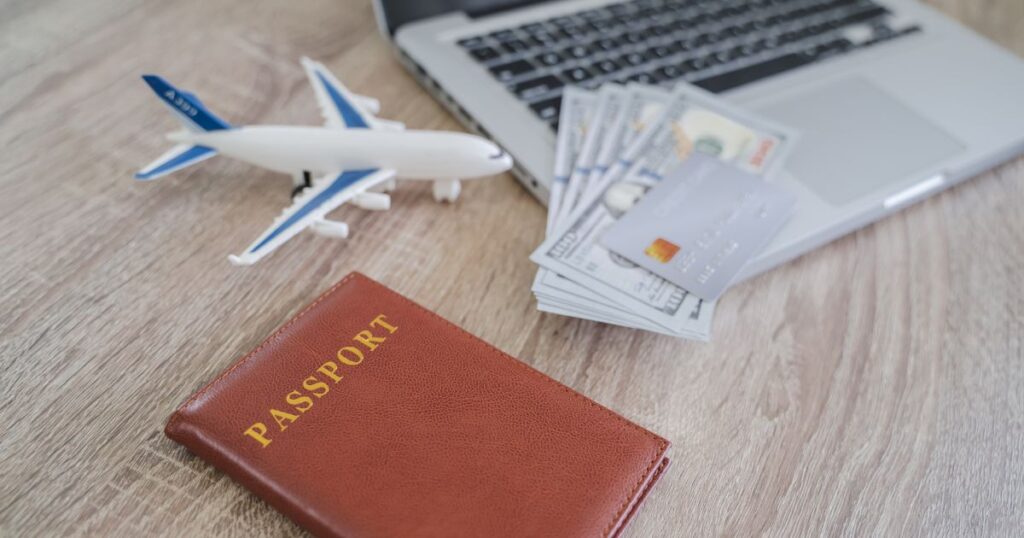 誰でもできる!一時帰国の航空券を安く取る方法【カナダ生活】