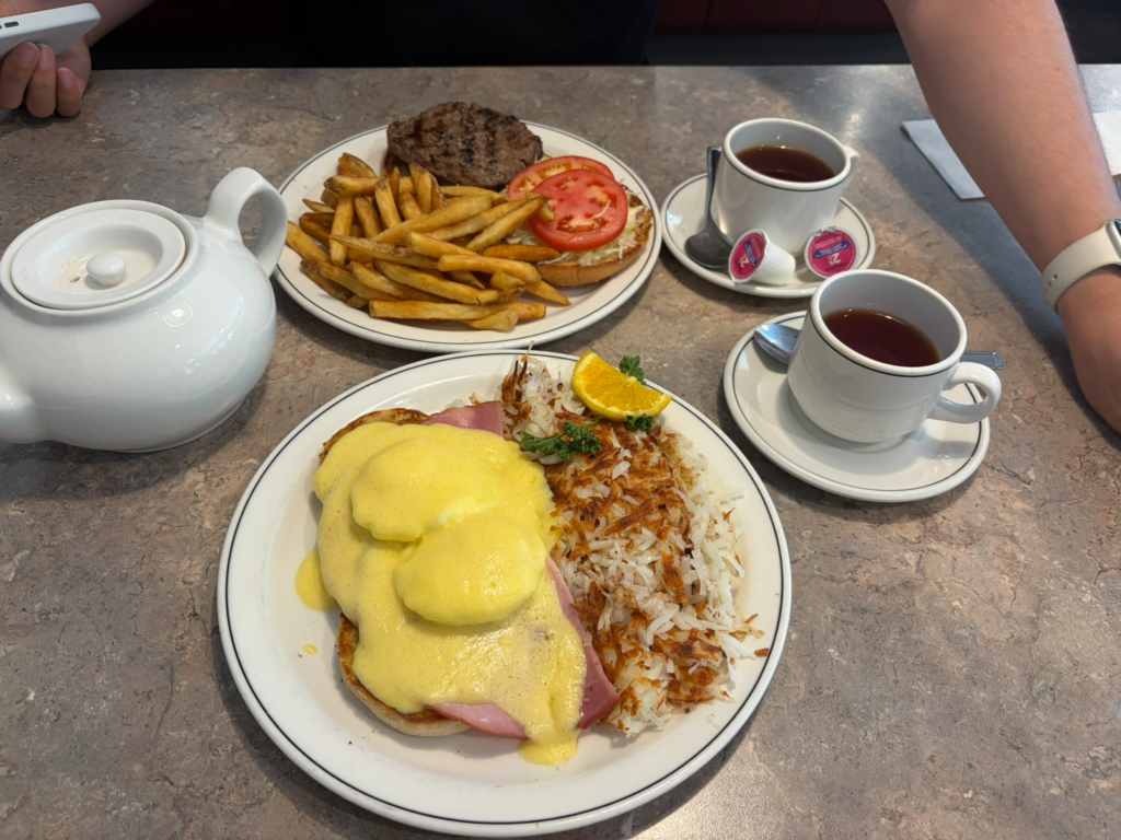 Rolly's restaurant