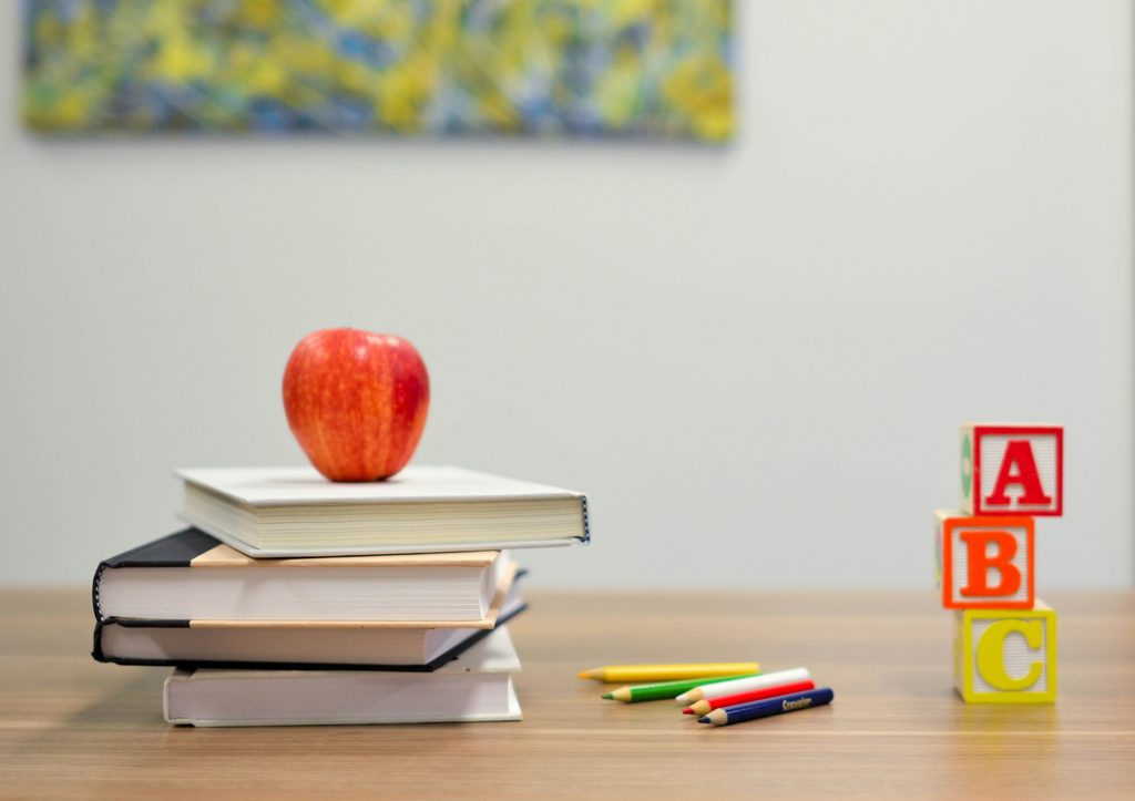 カナダ在住の教育関係者が使えるTeacher Discount